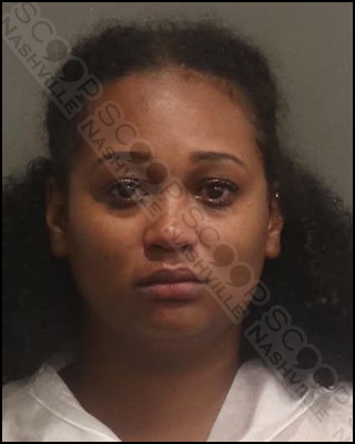 Teylor Davis assaults police officer on Broadway for not helping her