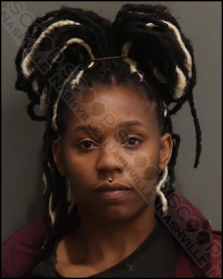 Lanisha Dennis steals $171 worth of merchandise from Walmart via self-checkout